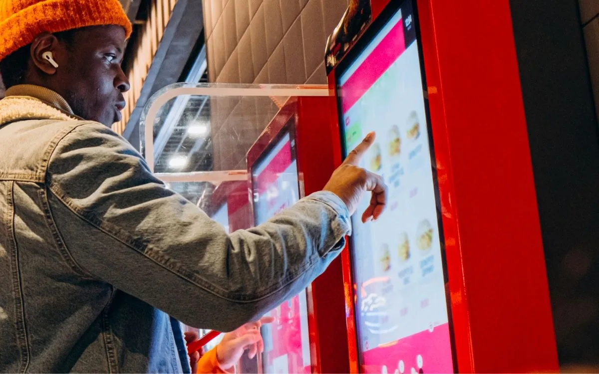 Digital signage across industries, present and future