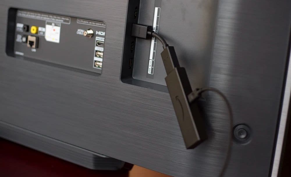 Plug in your HDMI