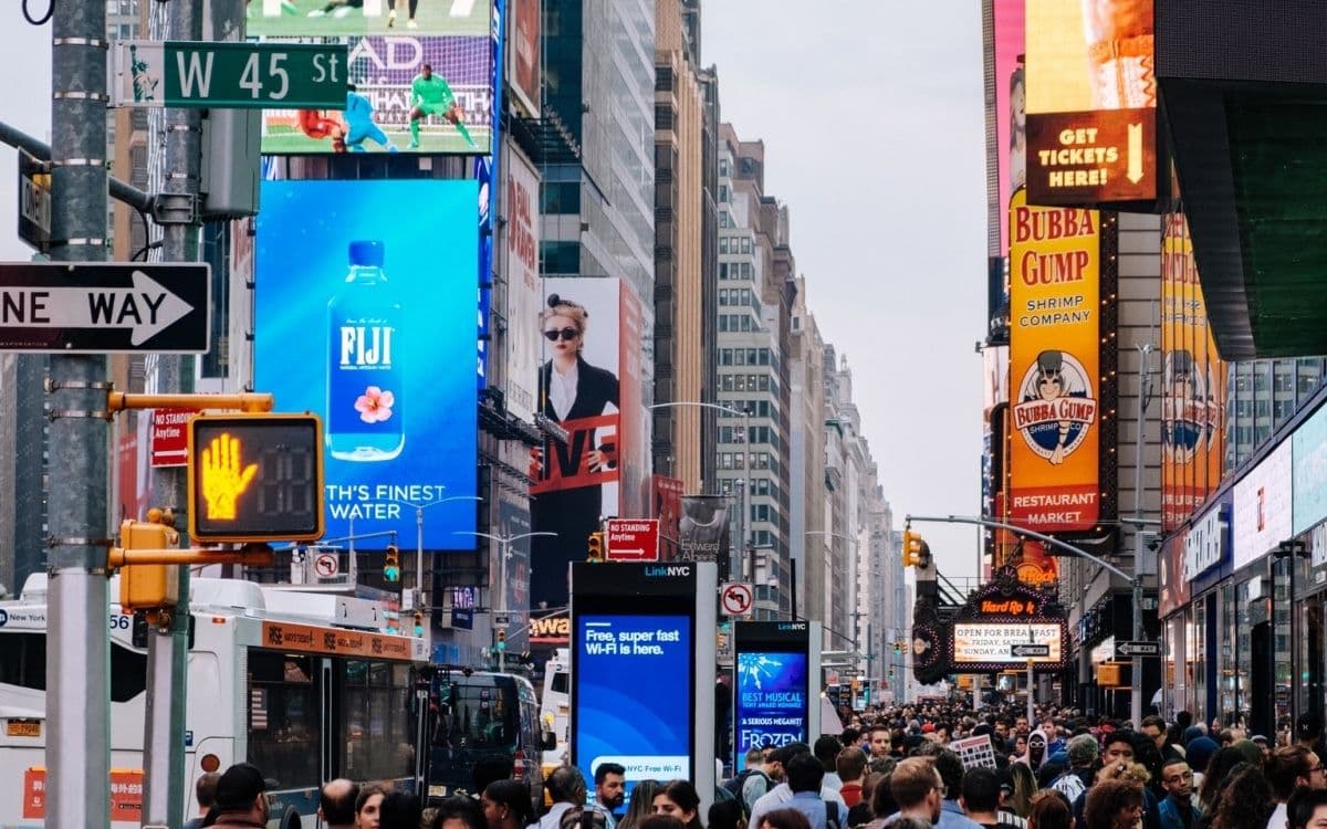 How Do You Choose the Right Digital Signage Software