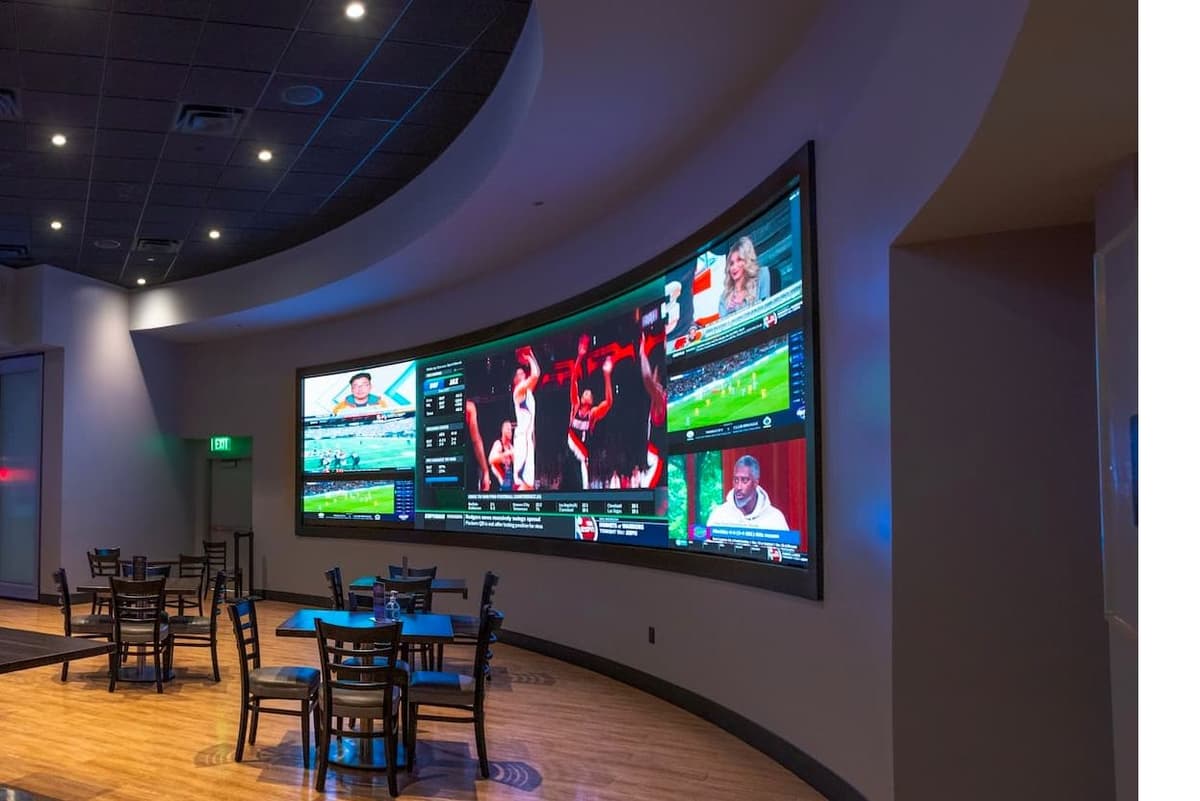 Curved LED Screen From Visiontech LED Digital Displays