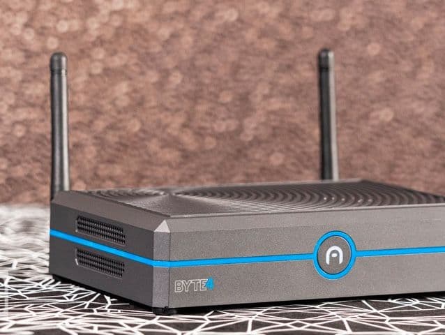 Azulle Byte4 Mini Media Player