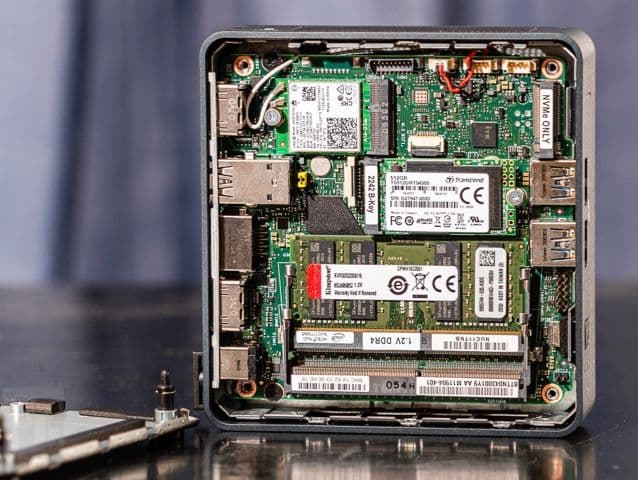 Intel NUC 7 Mini media player for digital signage