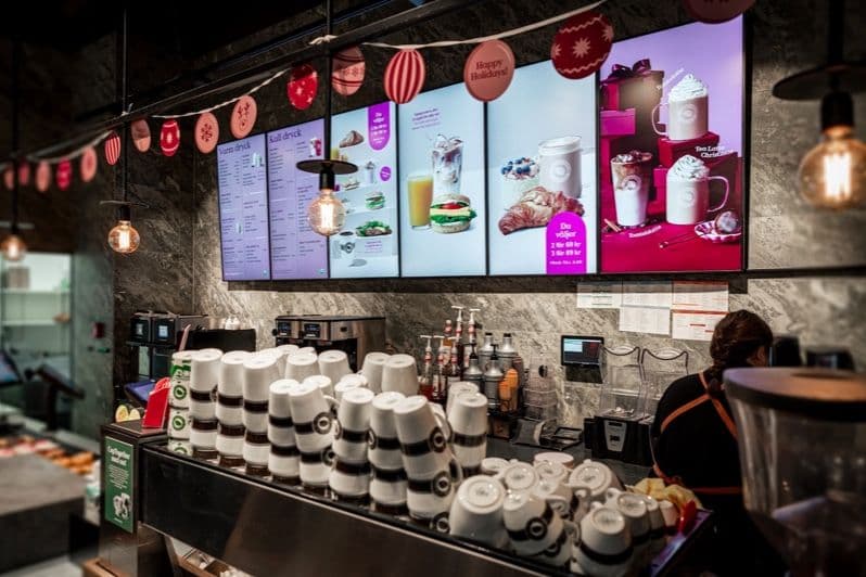Restaurant, Bar and Cafe Digital Signage Solution