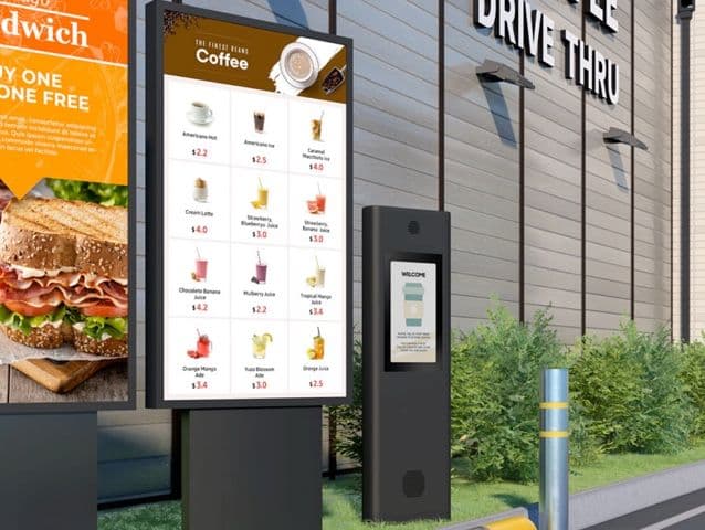 Samsung Tizen OHA-S Serie Signage Display at the Drive In