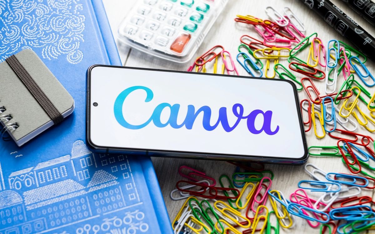 Canva And Play Digital Signage