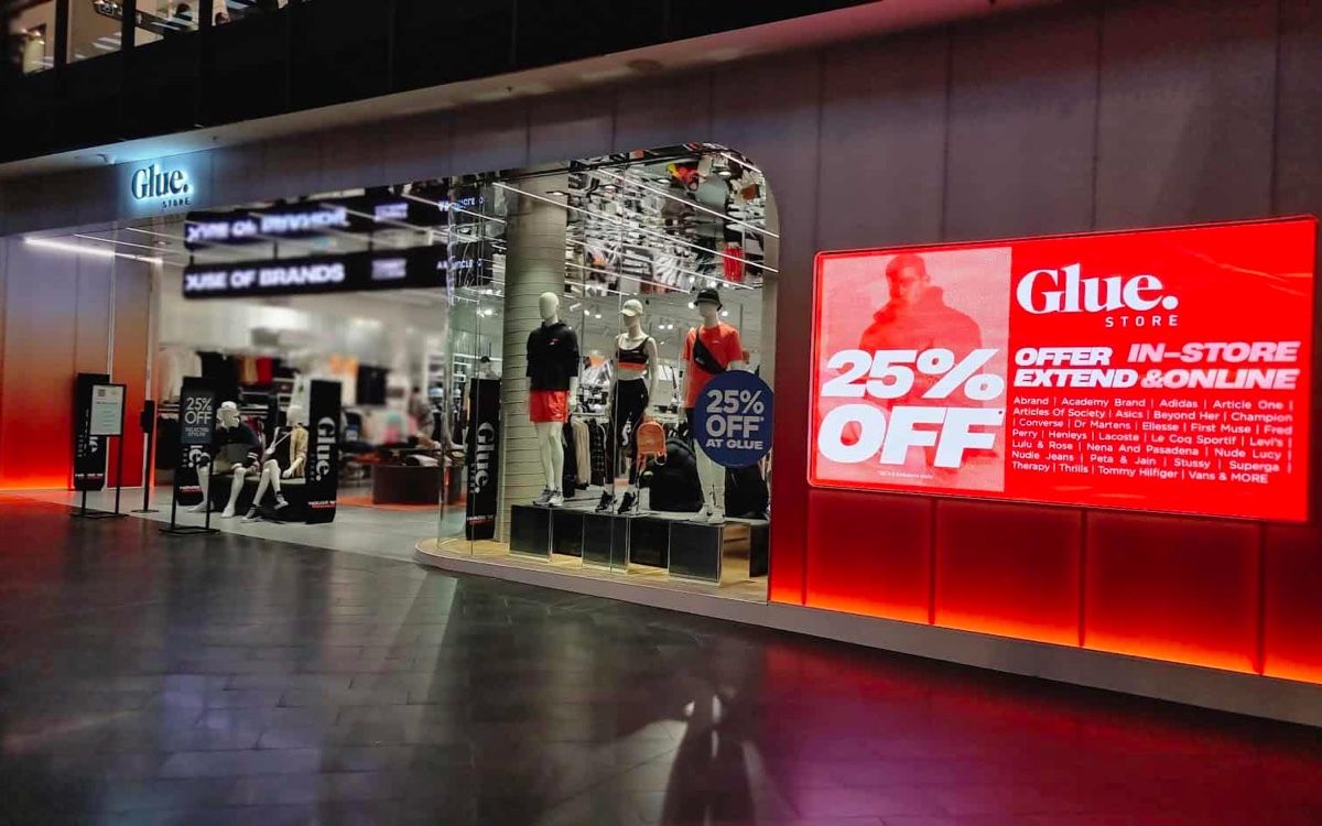 Retail digital signage for more exposure and great ROI